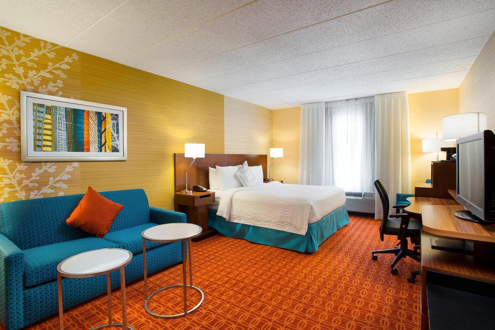 Hotel Fairfield & Chicago Midway Airport Bedford Park