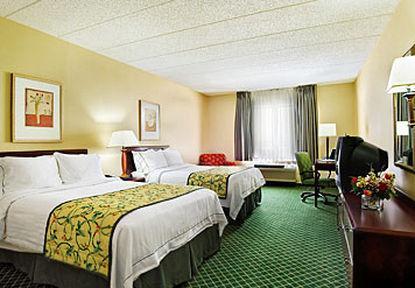 Hotel Fairfield & Chicago Midway Airport